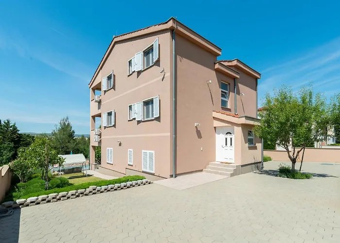 Matas-1 By Interhome