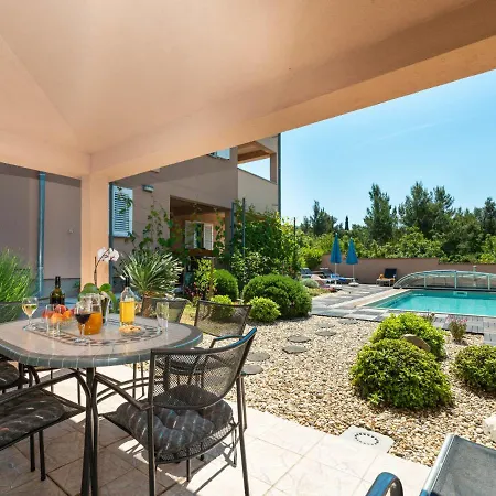 Matas - Srd315 By Interhome Apartment