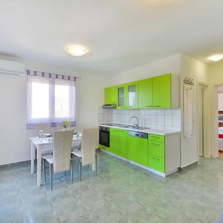 Apartment Matas - Srd315 By Interhome Rovanjska