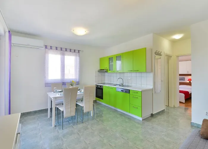 Appartement Matas-1 By Interhome Rovanjska