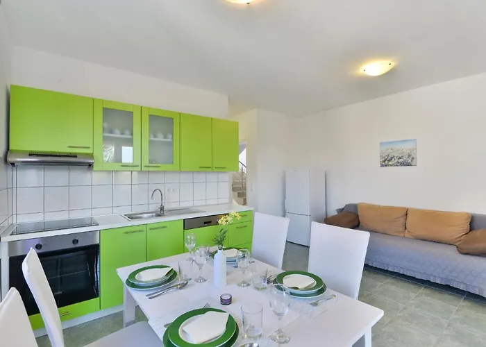 Matas-1 By Interhome * Rovanjska